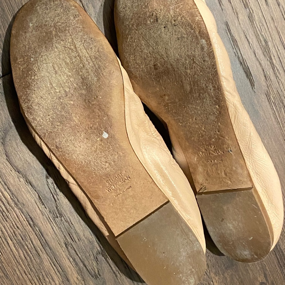 Stuart Weitzman - Picture 2 of 5